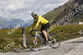 Photo #3619884 | 29-07-2023 11:23 | Passo Dello Stelvio - Peak BICYCLES