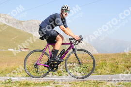 Photo #4046977 | 24-08-2023 11:18 | Passo Dello Stelvio - Peak BICYCLES
