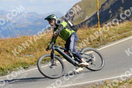 Foto #2750910 | 26-08-2022 10:24 | Passo Dello Stelvio - die Spitze BICYCLES