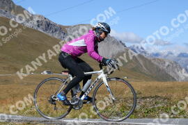 Photo #4299675 | 24-09-2023 13:59 | Passo Dello Stelvio - Peak BICYCLES