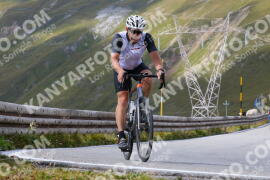 Foto #3833783 | 12-08-2023 14:24 | Passo Dello Stelvio - die Spitze BICYCLES