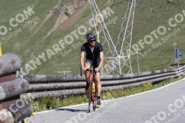 Foto #3457484 | 15-07-2023 09:44 | Passo Dello Stelvio - die Spitze BICYCLES