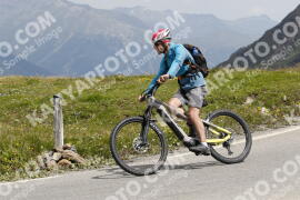 Foto #3415652 | 10-07-2023 12:00 | Passo Dello Stelvio - die Spitze BICYCLES