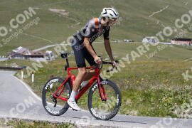Photo #3531670 | 18-07-2023 13:47 | Passo Dello Stelvio - Peak BICYCLES