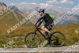 Foto #3967274 | 19-08-2023 14:48 | Passo Dello Stelvio - die Spitze BICYCLES