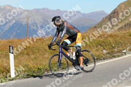 Photo #2728644 | 24-08-2022 12:00 | Passo Dello Stelvio - Peak BICYCLES