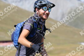 Photo #2740124 | 25-08-2022 13:58 | Passo Dello Stelvio - Peak BICYCLES