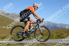 Foto #3807651 | 11-08-2023 10:56 | Passo Dello Stelvio - die Spitze BICYCLES