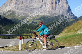 Photo #2552414 | 09-08-2022 09:41 | Gardena Pass BICYCLES