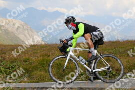 Foto #3895527 | 15-08-2023 12:58 | Passo Dello Stelvio - die Spitze BICYCLES