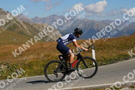 Photo #2665744 | 16-08-2022 10:55 | Passo Dello Stelvio - Peak BICYCLES