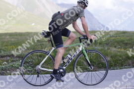 Foto #3345967 | 04-07-2023 10:18 | Passo Dello Stelvio - die Spitze BICYCLES