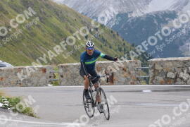 Photo #4097520 | 30-08-2023 14:00 | Passo Dello Stelvio - Prato side BICYCLES