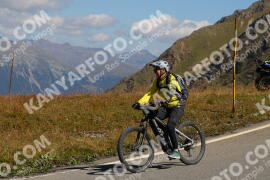 Photo #2666386 | 16-08-2022 11:22 | Passo Dello Stelvio - Peak BICYCLES
