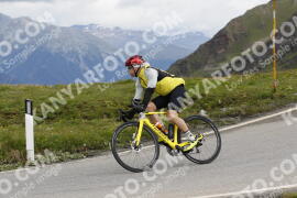 Photo #3310159 | 02-07-2023 09:56 | Passo Dello Stelvio - Peak BICYCLES