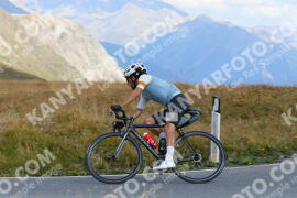 Photo #2752689 | 26-08-2022 12:04 | Passo Dello Stelvio - Peak BICYCLES