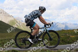 Photo #3607984 | 28-07-2023 13:00 | Passo Dello Stelvio - Peak BICYCLES