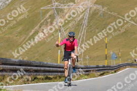 Foto #4154378 | 04-09-2023 10:57 | Passo Dello Stelvio - die Spitze BICYCLES