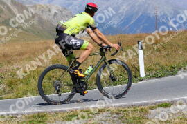 Foto #2728746 | 24-08-2022 12:04 | Passo Dello Stelvio - die Spitze BICYCLES