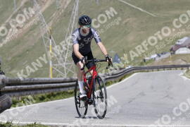Photo #3177068 | 20-06-2023 11:38 | Passo Dello Stelvio - Peak BICYCLES