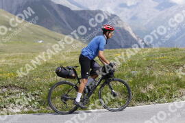 Foto #3336868 | 03-07-2023 11:17 | Passo Dello Stelvio - die Spitze BICYCLES