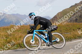 Photo #4136185 | 03-09-2023 11:36 | Passo Dello Stelvio - Peak BICYCLES
