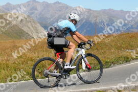 Photo #2729939 | 24-08-2022 12:39 | Passo Dello Stelvio - Peak BICYCLES
