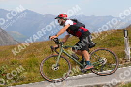 Foto #3919446 | 17-08-2023 10:28 | Passo Dello Stelvio - die Spitze BICYCLES