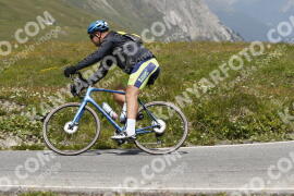 Foto #3513405 | 17-07-2023 13:21 | Passo Dello Stelvio - die Spitze BICYCLES