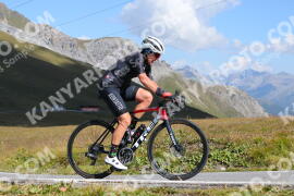 Photo #3910685 | 16-08-2023 10:44 | Passo Dello Stelvio - Peak BICYCLES