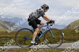 Foto #3694693 | 02-08-2023 11:17 | Passo Dello Stelvio - die Spitze BICYCLES