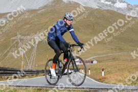 Photo #4299358 | 24-09-2023 10:39 | Passo Dello Stelvio - Peak BICYCLES