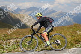 Foto #4006595 | 21-08-2023 13:31 | Passo Dello Stelvio - die Spitze BICYCLES