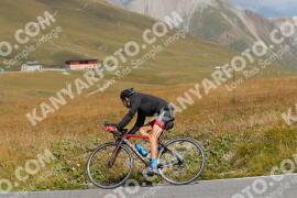 Foto #2658175 | 15-08-2022 11:49 | Passo Dello Stelvio - die Spitze BICYCLES