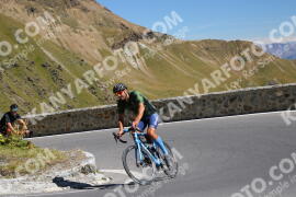 Photo #2717992 | 23-08-2022 12:10 | Passo Dello Stelvio - Prato side BICYCLES