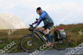 Foto #4061898 | 25-08-2023 10:34 | Passo Dello Stelvio - die Spitze BICYCLES