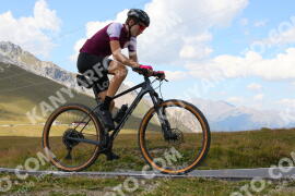 Photo #4024397 | 22-08-2023 15:02 | Passo Dello Stelvio - Peak BICYCLES