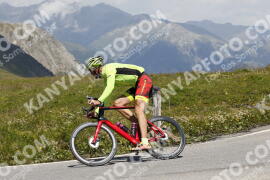 Photo #3537440 | 19-07-2023 12:56 | Passo Dello Stelvio - Peak BICYCLES