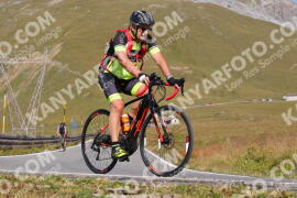 Foto #4046665 | 24-08-2023 11:08 | Passo Dello Stelvio - die Spitze BICYCLES