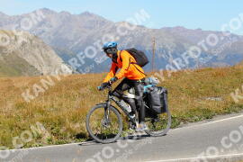 Foto #2729131 | 24-08-2022 12:21 | Passo Dello Stelvio - die Spitze BICYCLES
