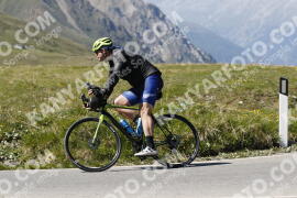 Foto #3225407 | 25-06-2023 16:14 | Passo Dello Stelvio - die Spitze BICYCLES