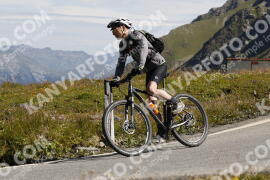 Foto #3672829 | 31-07-2023 10:32 | Passo Dello Stelvio - die Spitze BICYCLES