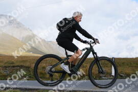 Photo #4263194 | 16-09-2023 10:51 | Passo Dello Stelvio - Peak BICYCLES