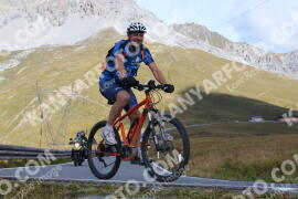 Photo #4135540 | 03-09-2023 10:02 | Passo Dello Stelvio - Peak BICYCLES