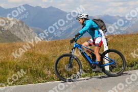 Photo #2672946 | 16-08-2022 14:59 | Passo Dello Stelvio - Peak BICYCLES