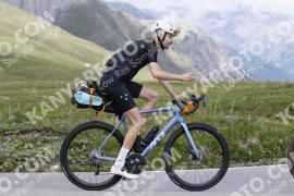 Photo #3300648 | 01-07-2023 13:39 | Passo Dello Stelvio - Peak BICYCLES