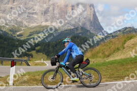 Photo #2539653 | 08-08-2022 10:13 | Gardena Pass BICYCLES