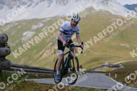 Photo #3895575 | 15-08-2023 13:06 | Passo Dello Stelvio - Peak BICYCLES