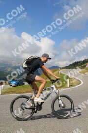 Photo #2588118 | 11-08-2022 10:16 | Gardena Pass BICYCLES