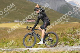 Foto #4006642 | 21-08-2023 13:32 | Passo Dello Stelvio - die Spitze BICYCLES